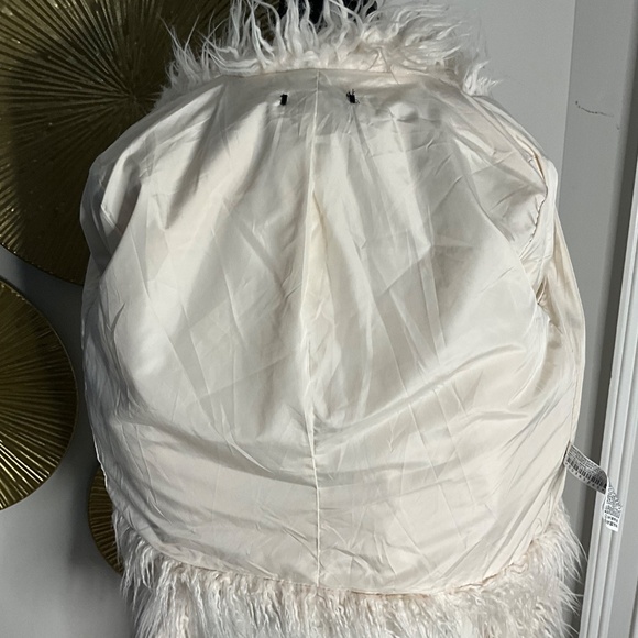 **Mongolian Faux Fur Jacket** - Picture 5 of 6